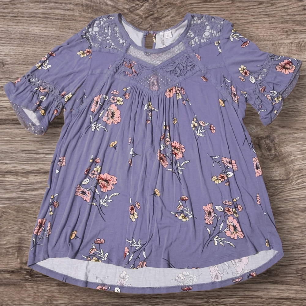 Est. 1946 Women's Floral Tunic Top Size 14/16W Purple Lavender Lace Detail Boho